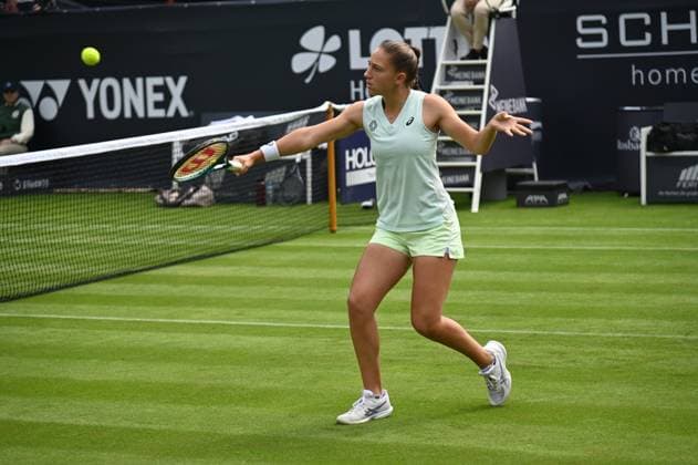 22 06 2024 Bad Homburg vor der Höhe WTA Lawn Tennis Tournament from 22 6 to 29 6 2024 Bad Homburg Open 2024 Match Diane Parry France vs Jule Niemeier Germany Picture shows Diane Parry France