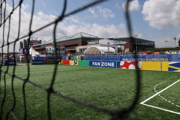 Sport, Football, UEFA EURO 2024 Group F 2 Matchday Georgia Czech Republic 22 06 2024, Fan Zone Heiligengeistfeld Football pitch at the fan zone on the Heiligengeistfeld in Hamburg Hamburg Fanzone Heiligengeistfeld Hamburg Germany