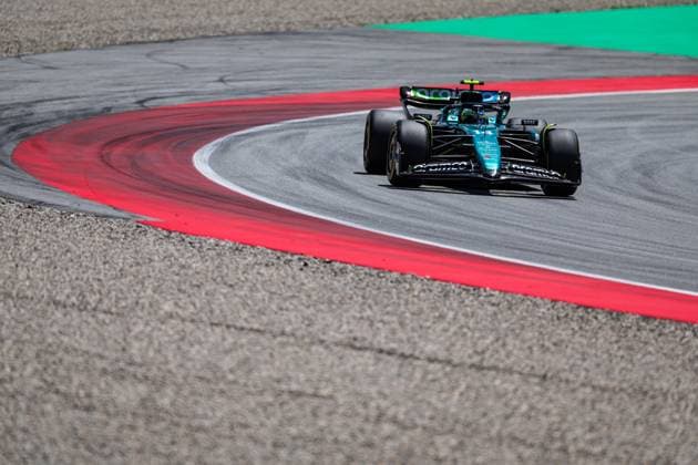 14 ALONSO Fernando (spa), Aston Martin F1 Team AMR24, action during the Formula 1 Aramco Gran Premio de Espana 2024, 10th round of the 2024 Formula One World Championship, WM, Weltmeisterschaft from June 21 to 23, 2024 on the Circuit de Barcelona-Catalunya, in Montmeló, Spain - F1 - SPANISH GRAND PRIX 2024 DPPI Panoramic  240622_R10_SPAGNA_DP_FGOO1213