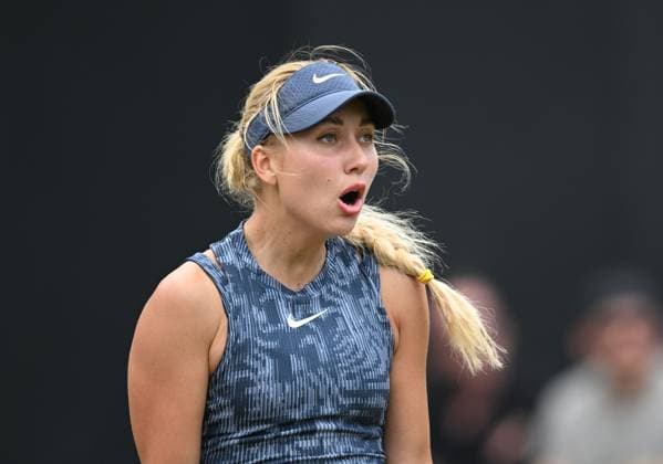 Anastasia Potapova in semi final action Rothesay Classic Birmingham, Day 6, Tennis, Edgbaston Priory Club, Birmingham, UK - 22 June 2024  Copyright: xAnnaxGowthorpe Shutterstockx 14543330av