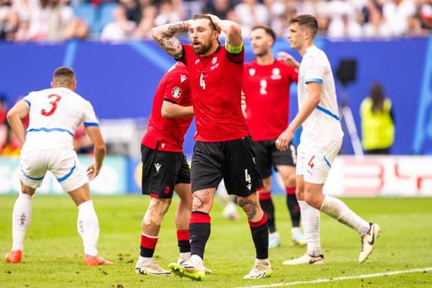 Georgia v Czechia, UEFA EURO, EM, Europameisterschaft,Fussball 2024, Hamburg, Germany Hamburg, Germany. 22nd, June 2024. Guram Kashia (4) of Georgia seen during the UEFA Euro 2024 match in Group B between Georgia and Czechia at Volksparkstadion in Hamburg. Hamburg Germany  Copyright: xGonzalesxPhoto FrederikkexJensenx