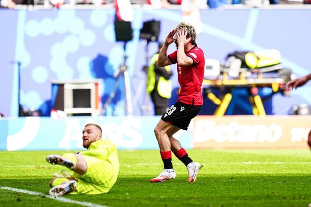 Disappointment Saba Lobjanidze Georgia, 23 after missed shot on goal Goal chance GER, Georgia vs Czech Republic, European Football Championship, UEFA Euro 2024, Matchday 2, 22 06 2024 GER, Georgia vs Czech Republic, European Football Championship, UEFA Euro 2024, Matchday 2, 22 06 2024 Hamburg Copyright: xEibner-Pressefoto MarcelxvonxFehrnx EP_MFN