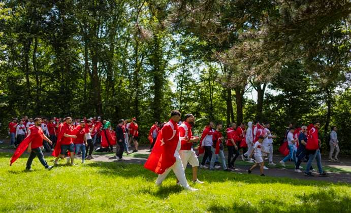 Dortmund, Germany 22nd Jun 2024 Fan march Turkish fans on their way to the stadium Turkey Portugal Turkey Portugal 22 06 2024