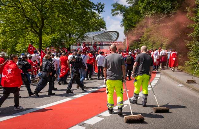Dortmund, Germany 22nd Jun 2024 Fan march Turkish fans on their way to the stadium Turkey Portugal Turkey Portugal 22 06 2024