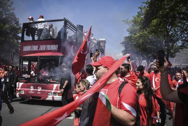 Fans EM match Turkey vs Portugal FOR EDITORIAL PURPOSES ONLY EDITORIAL USE ONLY p Fan march of the Turks towards the stadium in Dortumd, on Saturday, June 22, 2024 before the European Championship match between Turkey and Portugal Germany North Rhine-Westphalia Dortmund Copyright SocratesxTassos Copyright: SocratesxTassos doc7vzci1oyb0pvlq695mt ,EDITORIAL USE ONLY Copyright: SocratesxTassos