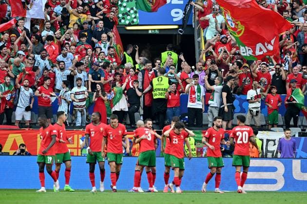 22 06 2024, xsltx, European Football Championship 2024, Turkey Portugal emspor, v l Goal celebration after the own goal to 0 2 by Samet Akaydin Turkey Turkey Bruno Miguel Bonges Fernandes Portugal Vitor Machado Ferreira Vitinha Portugal DFL DFB REGULATIONS PROHIBIT ANY USE OF PHOTOGRAPHS as IMAGE SEQUENCES and or QUASI VIDEO Dortmund
