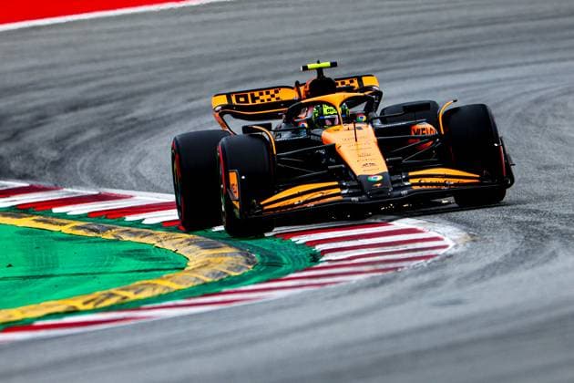 Lando Norris of Great Britain and McLaren in action, Qualifying, F1 Grand Prix of Spain, Circuit de Barcelona Catalunya on June 22, 2024 in Barcelona, Spain Photo by Diogo Cardoso DeFodi Images Lando Norris of Great Britain and McLaren in action, Qualifying, F1 Grand Prix of Spain, Circuit de Barcelona Catalunya on June 22, 2024 in Barcelona, Spain Photo by Diogo Cardoso DeFodi Images Defodi 645 f1spa20240622 2294 Defodi-645