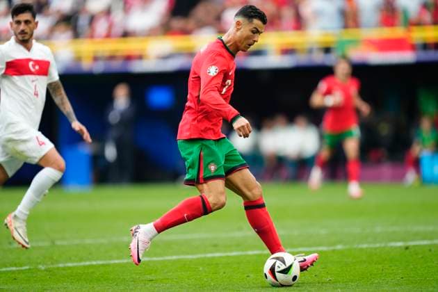 Turkiye v Portugal: Group F - UEFA EURO, EM, Europameisterschaft,Fussball 2024 Cristiano Ronaldo centre-forward of Portugal and Al-Nassr FC n action during the UEFA EURO 2024 group stage match between Turkiye and Portugal at Football Stadium Dortmund on June 22, 2024 in Dortmund, Germany. Dortmund Germany  Copyright: xJosexBretonx originalFilename:breton-turkiyev240622_npd3I.jpg