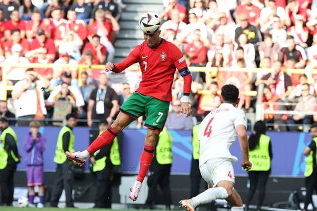 BVB Stadion Dortmund, Dortmund Saturday, June 22, 2024 UEFA EURO 2024 Germany, Group F stage Matchday 2 Türkiye Portugal, Cristiano Ronaldo Portugal jumps high for a header Copyright: JoaquimxFerreira