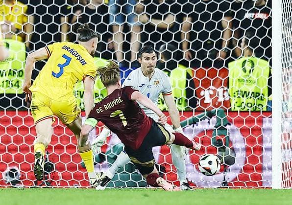 Kevin De Bruyne of Belgium scores a goal to make it 2-0 Belgium v Romania, UEFA European Championship, EM, Europameisterschaft 2024, Group E, Football, Cologne Stadium, Cologne, Germany, 22 Jun 2024 EDITORIAL USE ONLY No use with unauthorised audio, video, data, fixture lists, club league logos or live services. Online in-match use limited to 120 images, no video emulation. No use in betting, games or single club league player publications. Copyright: xMichaelxZemanek Shutterstockx 14548045cb