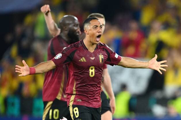 Belgium v Romania Group E - UEFA EURO, EM, Europameisterschaft,Fussball 2024 COLOGNE, GERMANY - JUNE 22 : Tielemans Youri midfielder of Belgium celebrating the victory during the UEFA EURO 2024 European Football Championship tournament group E stage match between Belgium and Romania at Cologne Stadium on June 22, 2024 in Cologne, Germany, 22 06 2024 Cologne Germany  Copyright: xVincentxKalutx