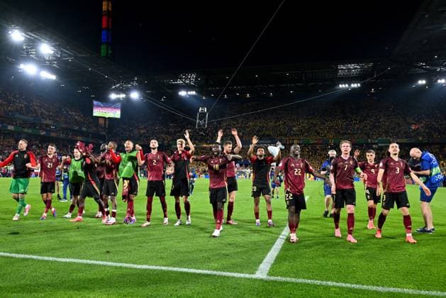 240622 EURO2024 BELGIUM VS ROMANIA players of Belgium celebrate after winning a soccer game between the national teams of Belgium, called the Red Devils and Romania on the second matchday in Group E in the group stage of the UEFA EURO, EM, Europameisterschaft,Fussball 2024 tournament , on Saturday 22 June 2024 in Cologne , Germany . PHOTO SPORTPIX David Catry Cologne GERMANY  Copyright: xx 467044