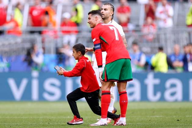EURO 2024, Cristiano Ronaldo and selfie streakers