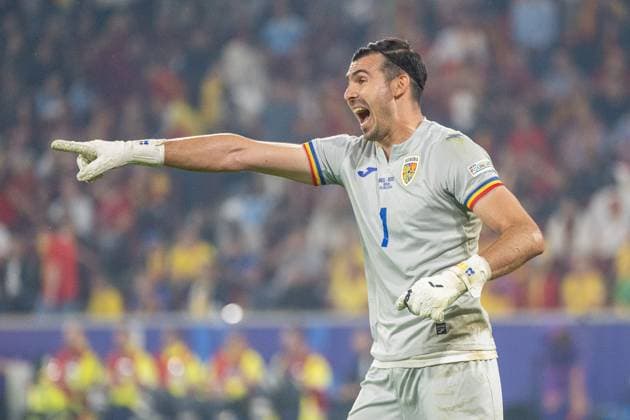 GER, EURO 2024, Group E, Belgium BEL vs Romania ROU 22 06 2024, Cologne Stadium, Cologne, GER, EURO 2024, Group E, Belgium BEL vs Romania ROU In the picture Florin Nita Romania ROU, 01 shows single action, half body half body cropping, single image, action, action, game scene gestures, facial expressions, emotions nordphotoxGmbHxx xDenkinger nph00015