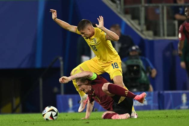 Kevin De Bruyne (Belgium)Razvan Marin (Romania) during the UEFA EURO, EM, Europameisterschaft,Fussball Germany 2024 match between Belgium 2-0 Romania at Cologne Stadium on June 22, 2024 in Cologne, Germany. Noxthirdxpartyxsales  (257330717)
