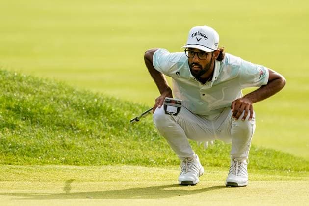 June 22, 2024, Cromwell, Connecticut, USA: Akshay Bhatia (USA) lines up a putt on the 9th green during the third round of the 2024 Travelers Championship at TPC River Highlands. Cromwell USA - ZUMAw109 20240622_fap_w109_050 Copyright: xDebbyxWongx