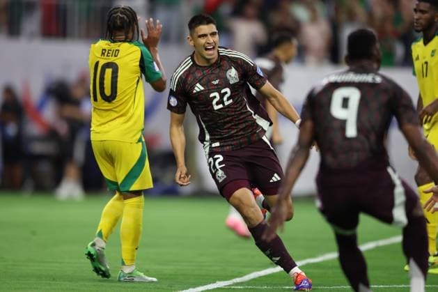 Football, Copa America, Mexico - Jamaica