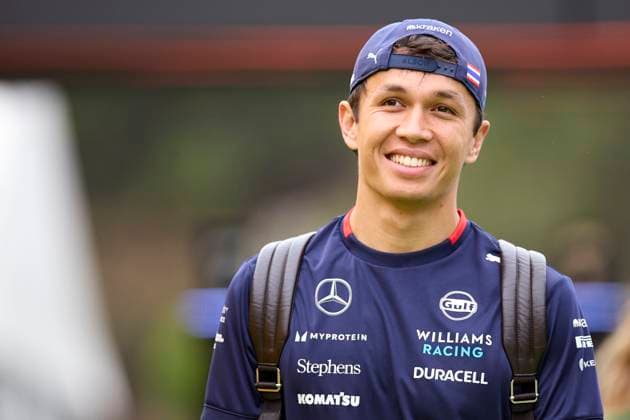 F1 Grand Prix of Spain - Race Alexander Albon of Thailand and Williams arrives in the Paddock prior to the F1 Grand Prix of Spain at Circuit de Barcelona-Catalunya on June 23, 2024, in Barcelona, Spain. Barcelona Circuit de Barcelona-Catalunya Catalunya Spain RL_GPF1ESP24_00957 Copyright: xRicardoxLarreinax