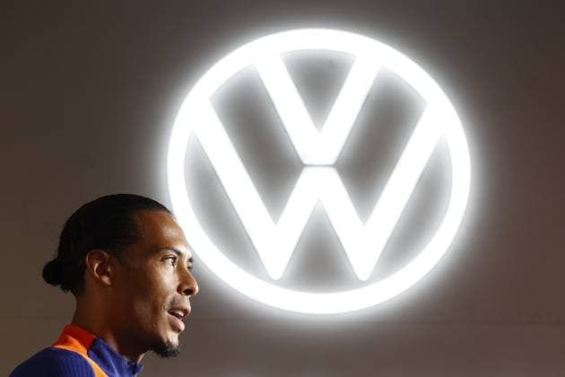 WOLFSBURG,23-06-2024, Training Camp of Team Netherlands in preparation of EURO 2024. Press meeting with players in the Volkswagen Autostadt Paviljoen. Virgil van Dijk Team Netherlands 23-6-2024  x25572597x Copyright: