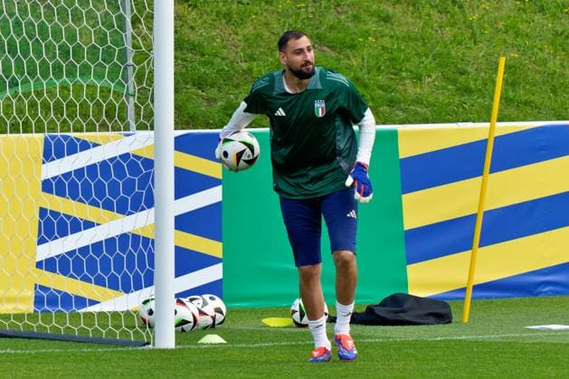 Gianluigi Donnarumma of Italy during UEFA EURO, EM, Europameisterschaft,Fussball 2024 - Italy training session, UEFA European Football Championship in Iserlohn, Germany, June 23 2024  Copyright: xx xx IPA_Agency_IPA47397915