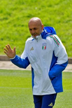 Luciano Spalletti head coach of Italy during UEFA EURO, EM, Europameisterschaft,Fussball 2024 - Italy training session, UEFA European Football Championship in Iserlohn, Germany, June 23 2024  Copyright: xx xx IPA_Agency_IPA47397920