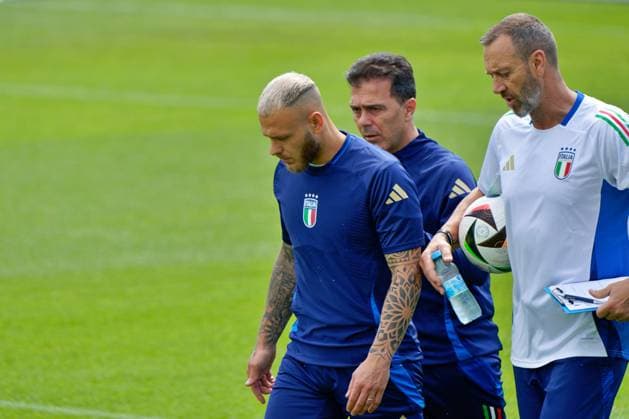 Federico Dimarco of Italy during UEFA EURO, EM, Europameisterschaft,Fussball 2024 - Italy training session, UEFA European Football Championship in Iserlohn, Germany, June 23 2024  Copyright: xx xx IPA_Agency_IPA47397922