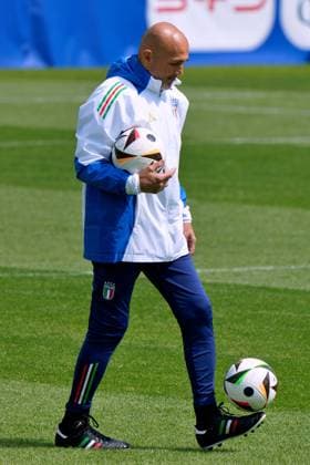 Luciano Spalletti head coach of Italy during UEFA EURO, EM, Europameisterschaft,Fussball 2024 - Italy training session, UEFA European Football Championship in Iserlohn, Germany, June 23 2024  Copyright: xx xx IPA_Agency_IPA47397959