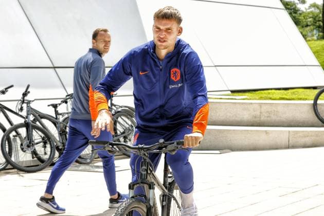 WOLFSBURG,23-06-2024, Training Camp of Team Netherlands in preparation of EURO 2024. Press meeting with players in the Volkswagen Autostadt Paviljoen. Bart Verbruggen Team Netherlands 23-6-2024  x25573358x Copyright: