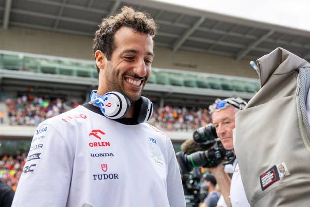 BARCELONA, SPAIN - JUNE 23: Daniel Ricciardo (3) of Australia and team Visa Cash App RB F1 Team before the Formula 1 Spanish Grand Prix on Sunday, June 23, 2024 at the Circuit De Catalunya in Barcelona, Spain. (Photo by Bob Kupbens Icon Sportswire) AUTO: JUN 23 F1 Spanish Grand Prix EDITORIAL USE ONLY Icon240623061
