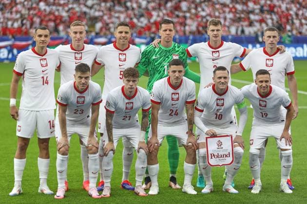 Berlin, Germany, 21 06 2024 Olympiastadion European Football Championship 2024, Group D, Poland Austria Polish national team lines up for the team photo Copyright: xdtsxNachrichtenagenturx dts_41525