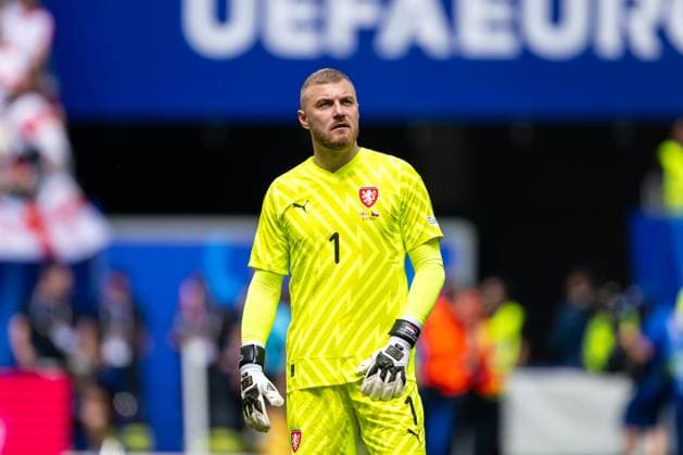 Georgia v Czechia, UEFA EURO, EM, Europameisterschaft,Fussball 2024, Hamburg, Germany Hamburg, Germany. 22nd, June 2024. Goalkeeper Jindrich Stanek (1) of Czechia seen during the UEFA Euro 2024 match in Group B between Georgia and Czechia at Volksparkstadion in Hamburg. Hamburg Germany  Copyright: xGonzalesxPhoto FrederikkexJensenx