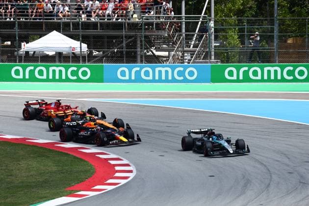 F1 Spanish Grand Prix 2024 Start of the Formula 1 Spanish Grand Prix at Circuit de Barcelona-Catalunya in Barcelona, Spain on June 23, 2024. Barcelona Spain  Copyright: xJakubxPorzyckix originalFilename:porzycki-f1spanis240623_npudv.jpg