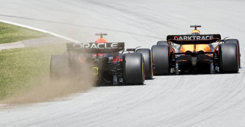 MONTMELO - (l-r) Max Verstappen (Red Bull Racing), Oscar Piastri (McLaren) in action during the Formula 1 Grand Prix of Spain at the Circuit de Catalunya. ANP SEM VAN DER WAL xVIxANPxSportx xxANPxIVx 501853479 originalFilename: 501853479.jpg