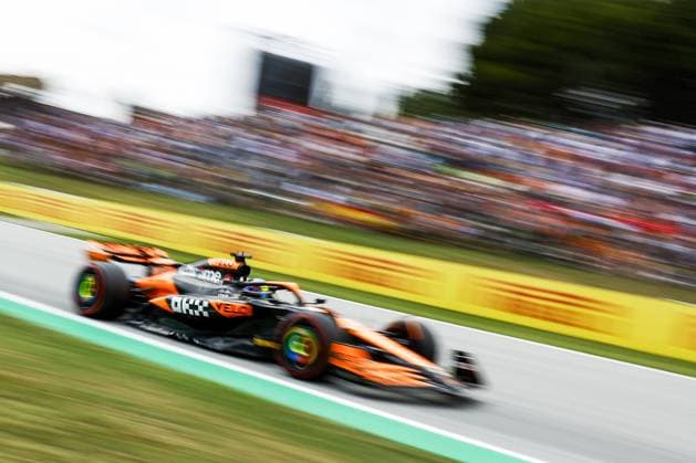 Sport Bilder des Tages MONTMELO - (l-r) Oscar Piastri (McClaren) in action during the Formula 1 Grand Prix of Spain at the Circuit de Catalunya. ANP SEM VAN DER WAL xVIxANPxSportx xxANPxIVx 501854043 originalFilename: 501854043.jpg