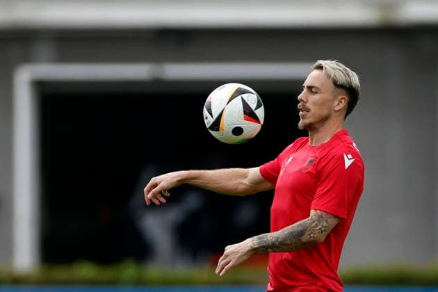Albania s Ernest Muçi takes part in a training session held in Kaiserau, Germany, 23 June 2024. Albania will face Spain in their Euro2024 soccer match on 24 June. Training session of Spain !ACHTUNG: NUR REDAKTIONELLE NUTZUNG!  Copyright: xAlbertoxEstevezx GRAF5734 20240623-55013954293_1
