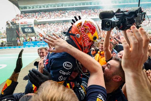VERSTAPPEN Max (ned), Red Bull Racing RB20, portrait during the Formula 1 Aramco Gran Premio de Espana 2024, 10th round of the 2024 Formula One World Championship, WM, Weltmeisterschaft from June 21 to 23, 2024 on the Circuit de Barcelona-Catalunya, in Montmeló, Spain - F1 - SPANISH GRAND PRIX 2024 DPPI Panoramic  240623_R10_SPAGNA_DP_FGOO2319_