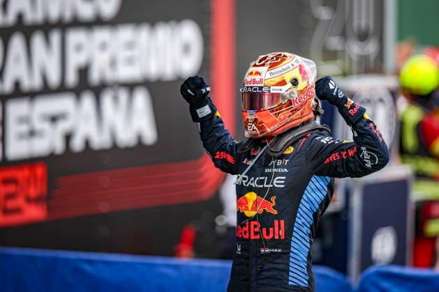 VERSTAPPEN Max (ned), Red Bull Racing RB20, portrait during the Formula 1 Aramco Gran Premio de Espana 2024, 10th round of the 2024 Formula One World Championship, WM, Weltmeisterschaft from June 21 to 23, 2024 on the Circuit de Barcelona-Catalunya, in Montmeló, Spain - F1 - SPANISH GRAND PRIX 2024 DPPI Panoramic  240623_R10_SPAGNA_DP_EA015837_
