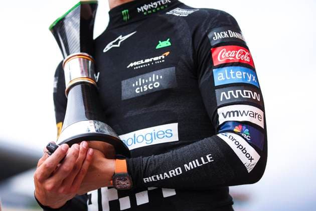 Sport Bilder des Tages NORRIS Lando (gbr), McLaren F1 Team MCL38, portrait during the Formula 1 Aramco Gran Premio de Espana 2024, 10th round of the 2024 Formula One World Championship, WM, Weltmeisterschaft from June 21 to 23, 2024 on the Circuit de Barcelona-Catalunya, in Montmeló, Spain - F1 - SPANISH GRAND PRIX 2024 DPPI Panoramic  240623_R10_SPAGNA_DP_EA024456