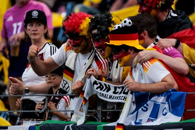 UEFA EURO 2024 Switzerland Germany 23 06 2024 German fans in the stands UEFA EURO 2024 Switzerland Germany Frankfurt Arena, Frankfurt on 23 06 2024 Copyright: xBEAUTIFULxSPORTS Wunderlx