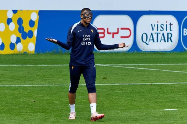 Kylian Mbappe of France during the training session at the Home Deluxe Arena in Paderbon, Germany on 23 June 2024 during UEFA EURO, EM, Europameisterschaft,Fussball 2024 - France training session, UEFA European Football Championship in Leipzig, Germany, June 23 2024  Copyright: xx xx IPA_Agency_IPA47408770