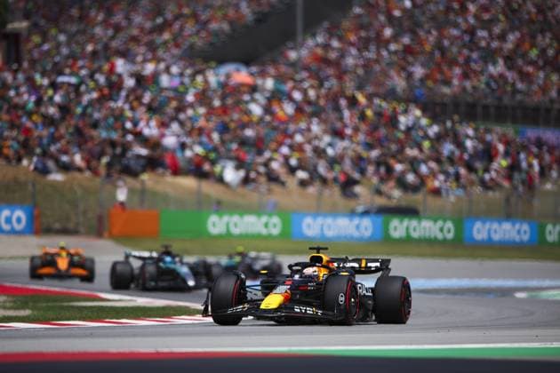 01 VERSTAPPEN Max (nld), Red Bull Racing RB20, action during the Formula 1 Aramco Gran Premio de Espana 2024, 10th round of the 2024 Formula One World Championship, WM, Weltmeisterschaft from June 21 to 23, 2024 on the Circuit de Barcelona-Catalunya, in Montmeló, Spain - F1 - SPANISH GRAND PRIX 2024 DPPI Panoramic  240623_R10_SPAGNA_DP_EA013202