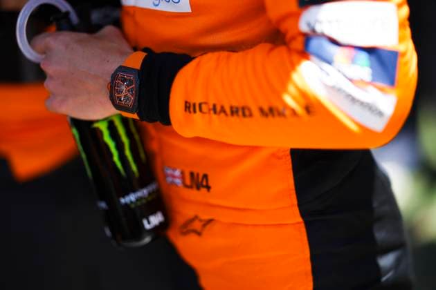 Sport Bilder des Tages Richard Mille detail during the Formula 1 Aramco Gran Premio de Espana 2024, 10th round of the 2024 Formula One World Championship, WM, Weltmeisterschaft from June 21 to 23, 2024 on the Circuit de Barcelona-Catalunya, in Montmeló, Spain - F1 - SPANISH GRAND PRIX 2024 DPPI Panoramic  240623_R10_SPAGNA_DP_EA021915