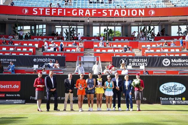 Edwin Weindorfer CEO of the e motion group , Dr Dietrich Wolter President LTTC Rot Weiß Berlin , runner-up Veronika KUDERMETOVA and Hao Ching Chan TWA and doubles winners 2024 Xinyu Wang CHN and Saisai Zheng CHN , Bartosz Wojszins founder of the ecotrans Group , Barbara Rittner Tournament Director ecotrans Ladies Open and hostess, ecotrans Ladies Open 2024, Berlin, LTTC Rot Weiß , 23 06 2024, Copyright: xClaudioxGärtnerx