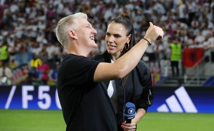 TV expert Bastian Schweinsteiger, journalist presenter Esther Sedlaczek Sport Football European Football Championship Euro 2024 European Championship Men Season 2023 2024 23 06 2024 Switzerland SUI vs Germany GER in Frankfurt a M DFL regulations prohibit any use of photographs as image sequences and or quasi video