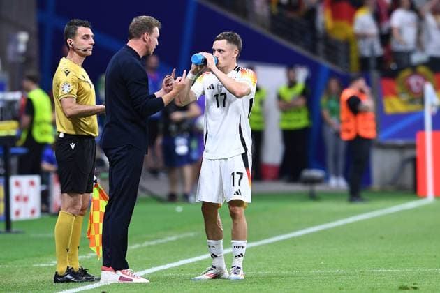 Soccer UEFA EURO 2024 group stage 3 matchday Switzerland Germany on 23 06 2024 at the Frankfurt Arena in Frankfurt Julian Nagelsmann national coach coach Germany , left Florian Wirtz Germany , right xRx