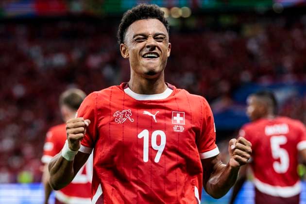 UEFA EURO 2024 Switzerland Germany 23 06 2024 Dan Ndoye Switzerland, 19 cheers after his goal UEFA EURO 2024 Switzerland Germany Frankfurt Arena, Frankfurt 23 06 2024 Copyright: xBEAUTIFULxSPORTS Wunderlx