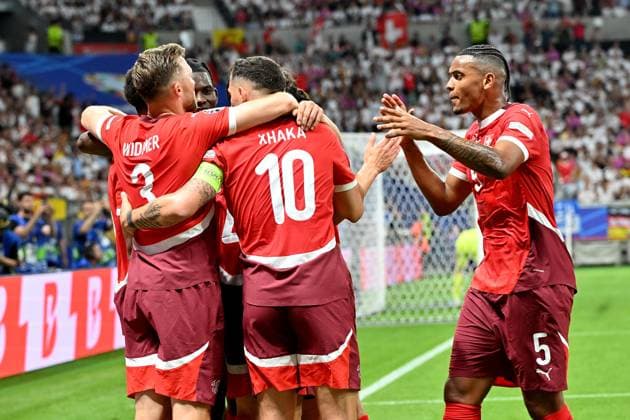 23 06 2024, xjrdrx, European Football Championship 2024, Switzerland Germany emspor, v l goal celebration after the goal to celebrate the goal celebrate 0 1 by Dan Ndoye Switzerland DFL DFB REGULATIONS PROHIBIT ANY USE OF PHOTOGRAPHS as IMAGE SEQUENCES and or QUASI VIDEO Frankfurt