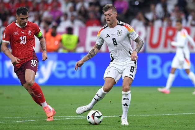 Soccer UEFA EURO 2024 Group Stage 3 Matchday Switzerland Germany on 23 06 2024 at Frankfurt Arena in Frankfurt Granit Xhaka Switzerland , left Toni Kroos Germany , right xRx