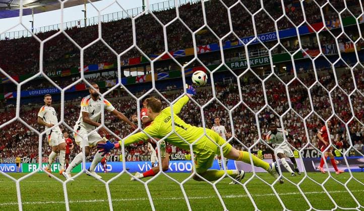 Soccer, Men, Season 2023 24, Euro EM 2024, Group A 3 Matchday in Frankfurt, Switzerland Germany, Dan Ndoye Switzerland scores the goal for 1 0 against Jonathan Tah Germany and goalkeeper Manuel Neuer Germany , 23 06 2024, Copyright: xMatthiasxKochx
