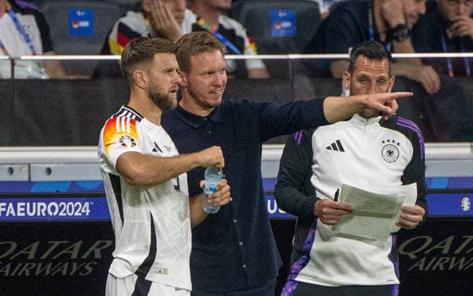 Soccer, men, season 2023 24, Euro EM 2024, Group A 3 matchday in Frankfurt, Switzerland Germany, f l Niclas Füllkrug Germany , national coach Julian Nagelsmann Germany , 23 06 2024, Copyright: xMatthiasxKochx